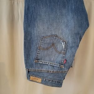 Levis boyfriend jeans